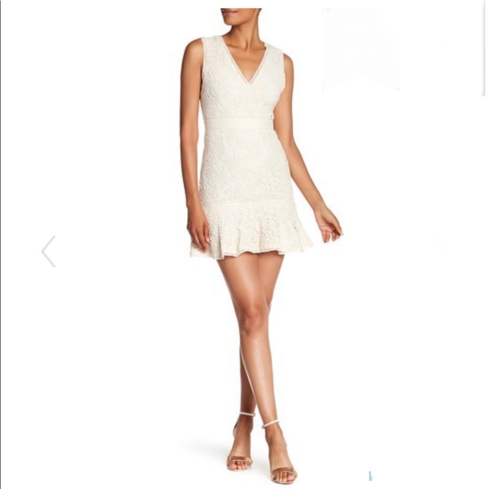 Alice + Olivia Onella Flounce Hem Lace Dress